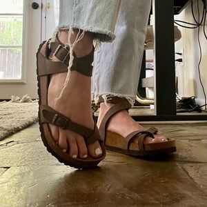 Yara Birkenstocks